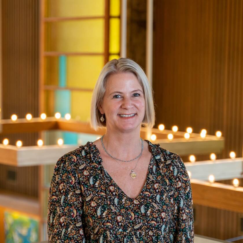 Rev. Lara Cowtan