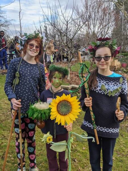 apple wassail 2019 green spirits in garden with crowd centre